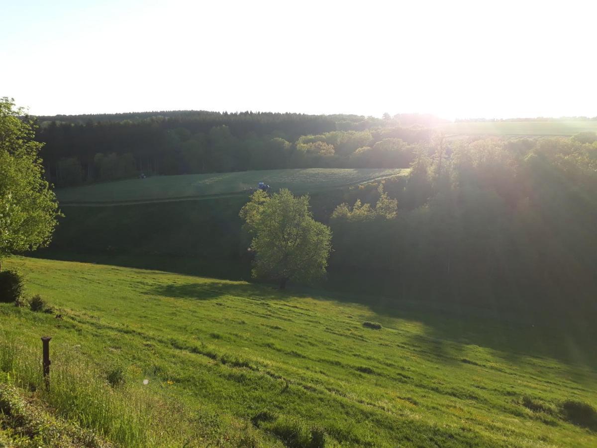 L'Harmonie Du Jardin Gite Chevetogne Exteriér fotografie