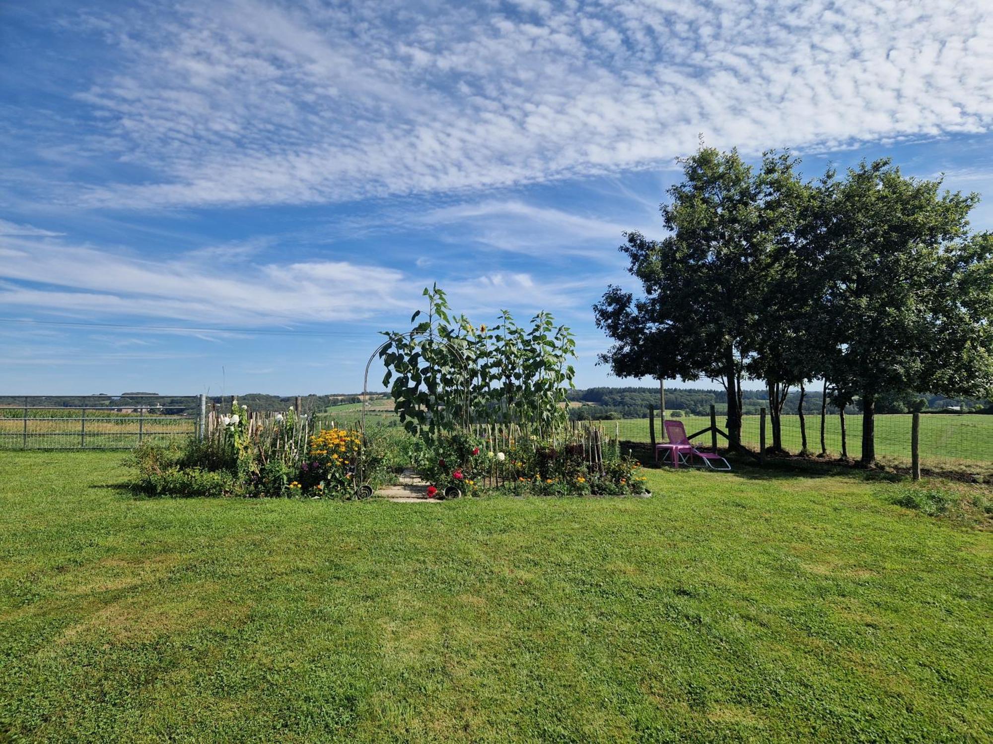 L'Harmonie Du Jardin Gite Chevetogne Exteriér fotografie